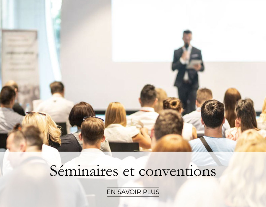 Participants assistant à un séminaire professionnel