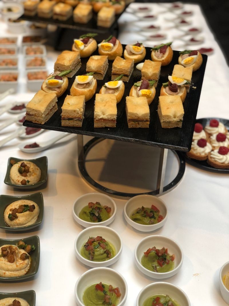 Cocktail déjeunatoire servi pendant l’événement Avère-France